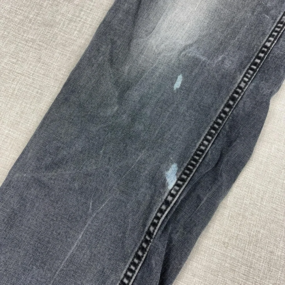 Robert Graham Classic Yates Jeans Mens 31x28 Gray Charcoal Wash Straight Denim